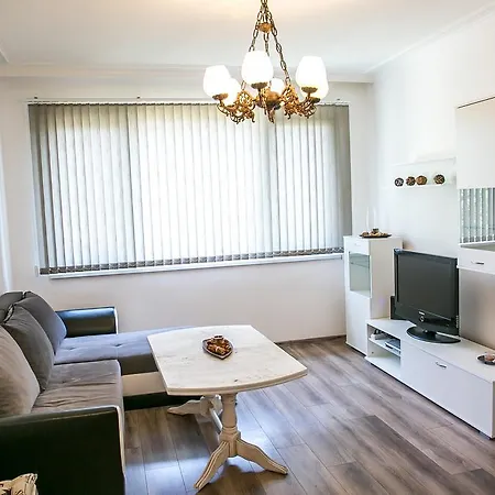 Charming One-bedroom * Varna