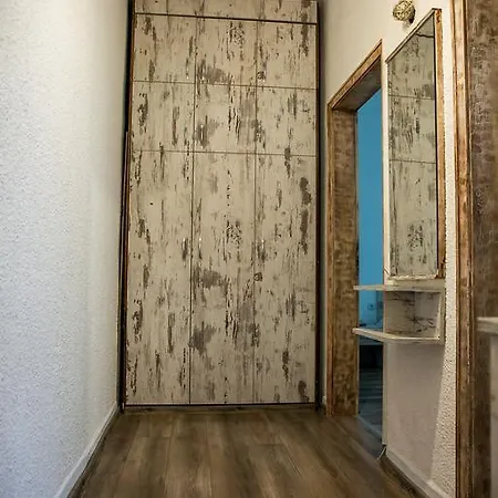 Apartamento Charming One-bedroom *